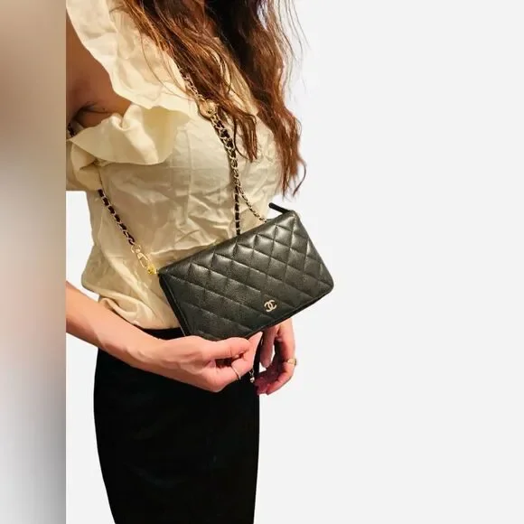 CHANEL Black and Gold Quilted Clutch - Picture 12 of 12